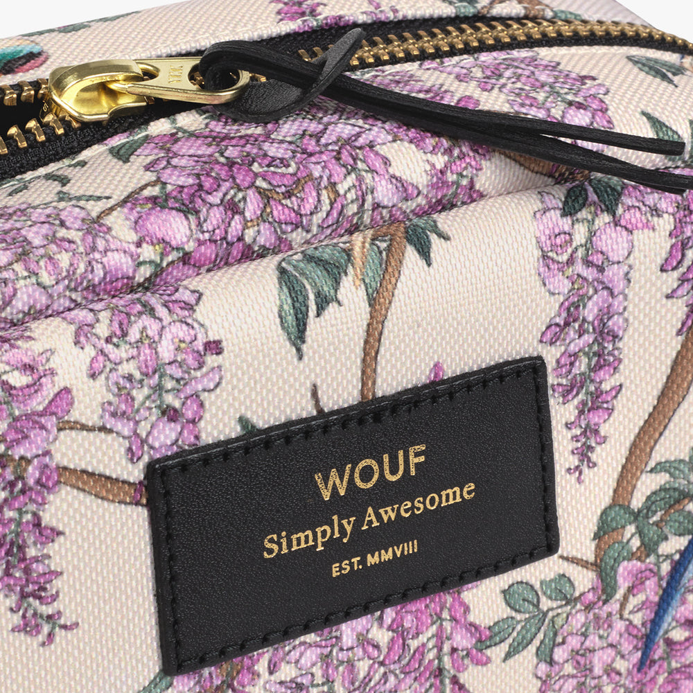 
                      
                        Large Make-Up Pouch - Glycine
                      
                    