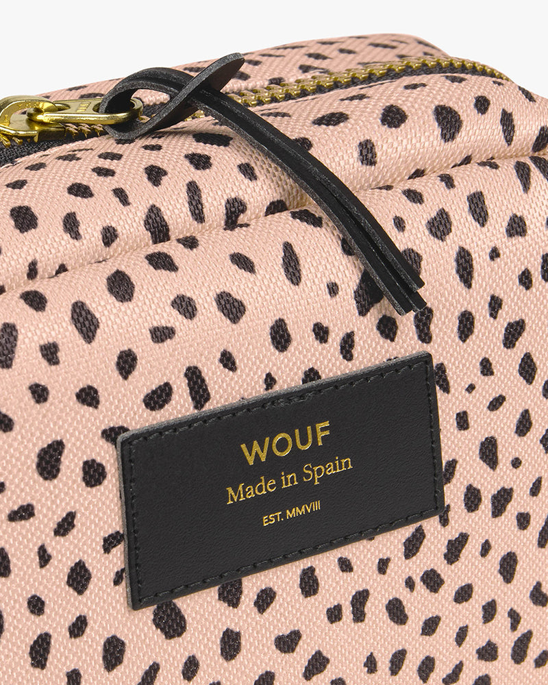 
                      
                        Large Make-Up Pouch - Wild
                      
                    