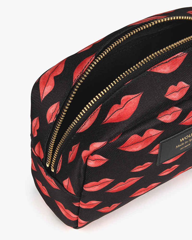 
                      
                        Large Make-Up Pouch - Beso
                      
                    