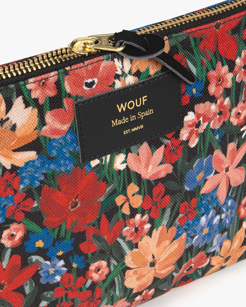 
                      
                        Pouch Bag - Camila
                      
                    