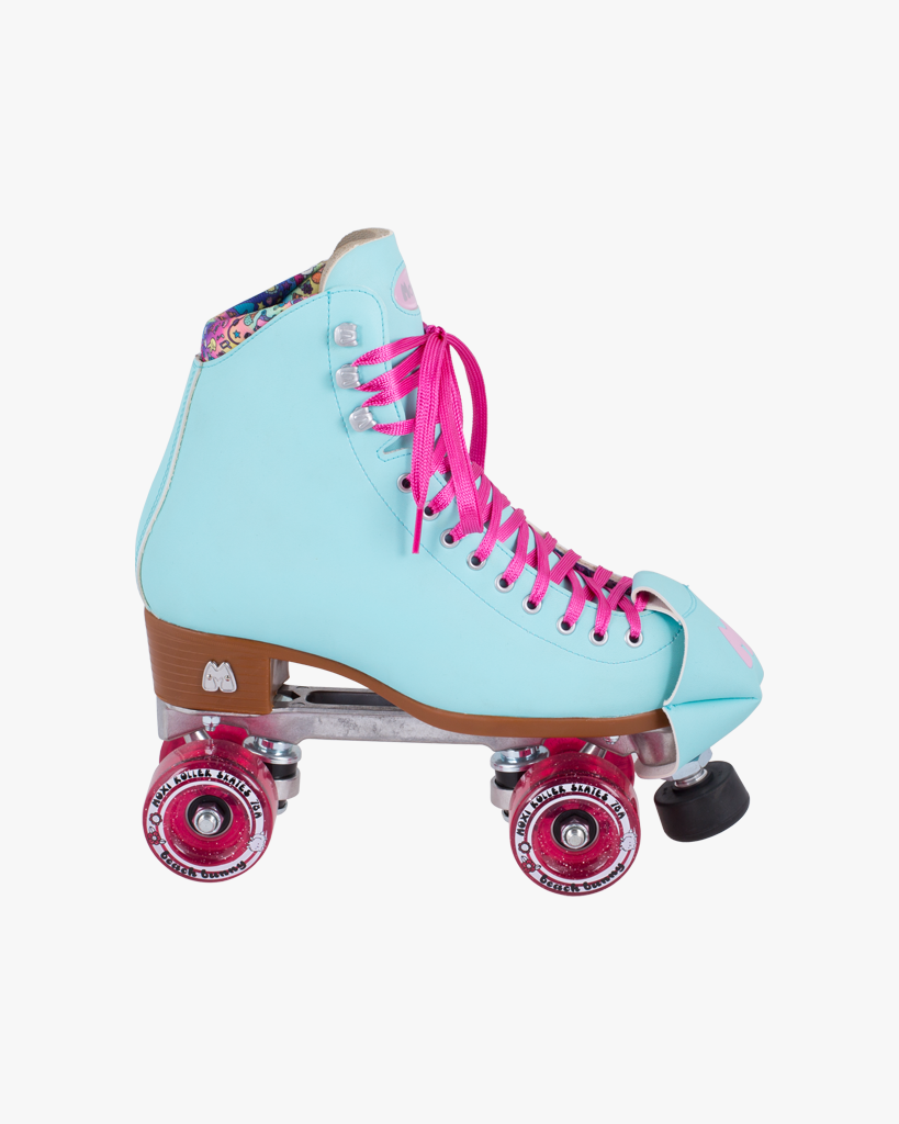 Beach Bunny Roller Skates - Blue Sky