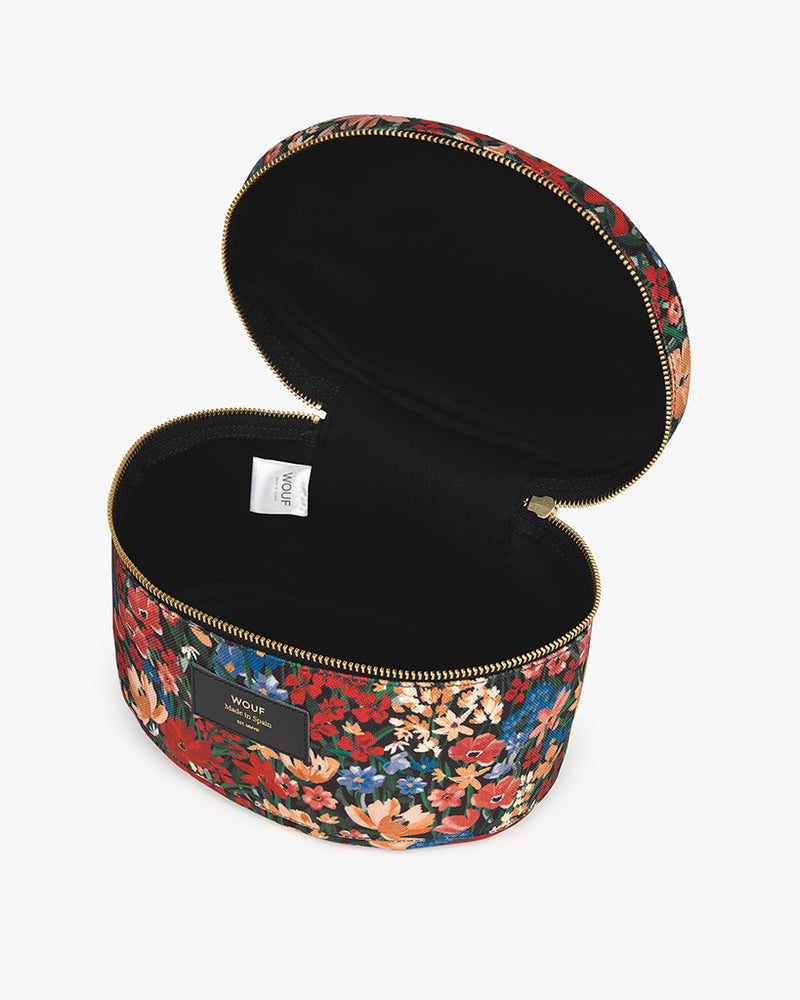 
                      
                        Make-Up Bag - Camila
                      
                    