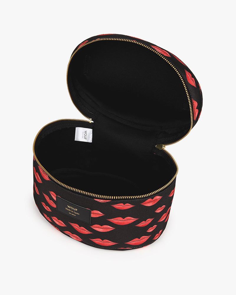 
                      
                        Make-Up Bag - Beso
                      
                    