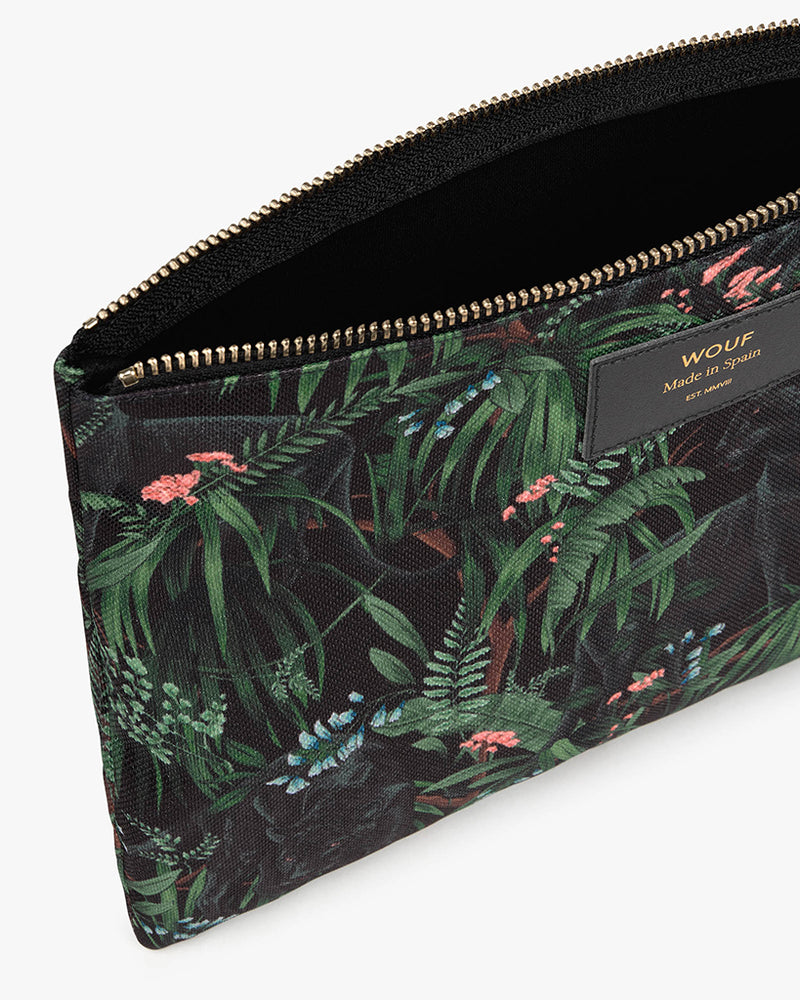 
                      
                        Pouch Bag - Janne
                      
                    