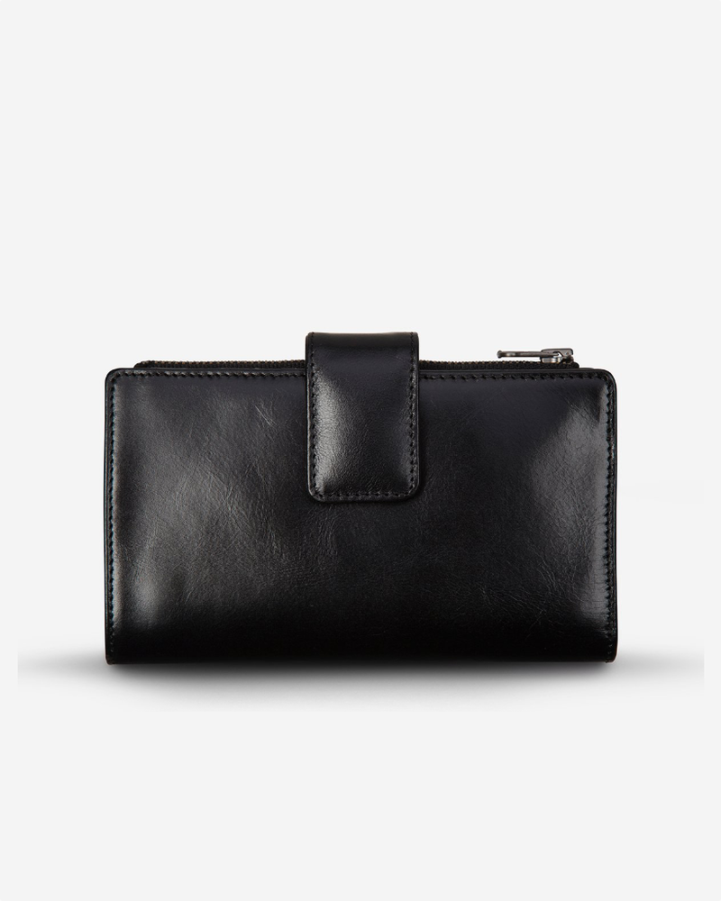 
                      
                        Outsider - Black
                      
                    