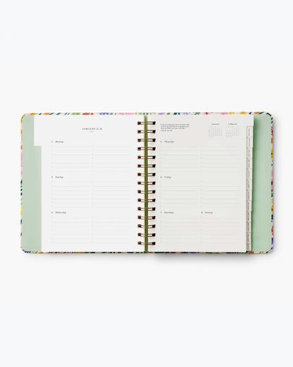 17-Month Covered Planner 2023 - Lea