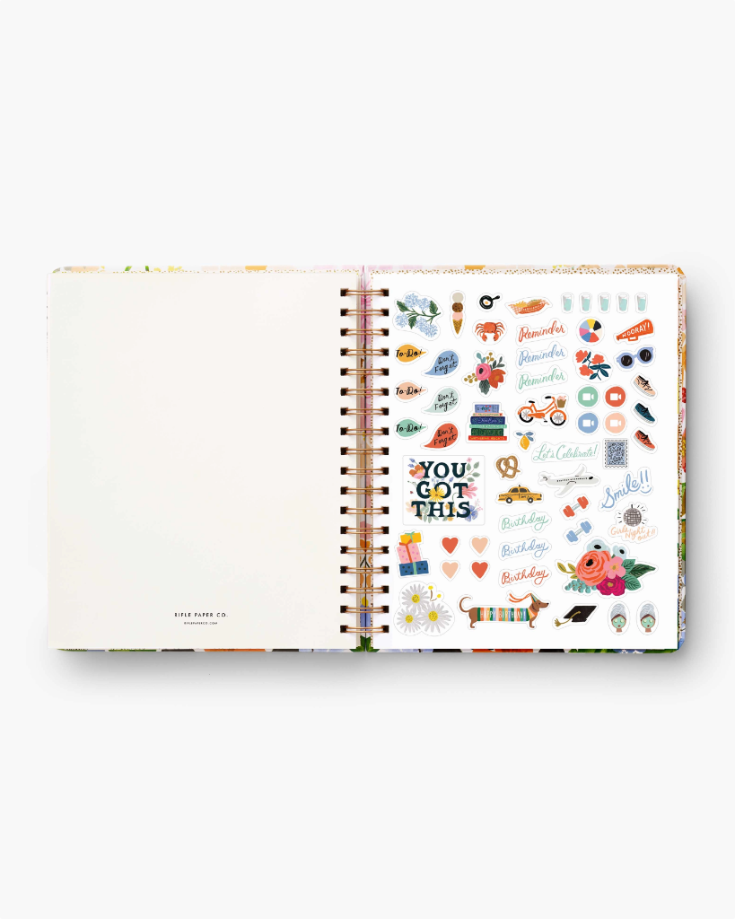 17-Month Planner 2022 - Wildwood