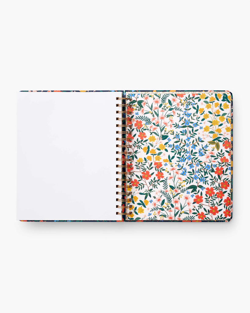 17-Month Planner 2022 - Wildwood