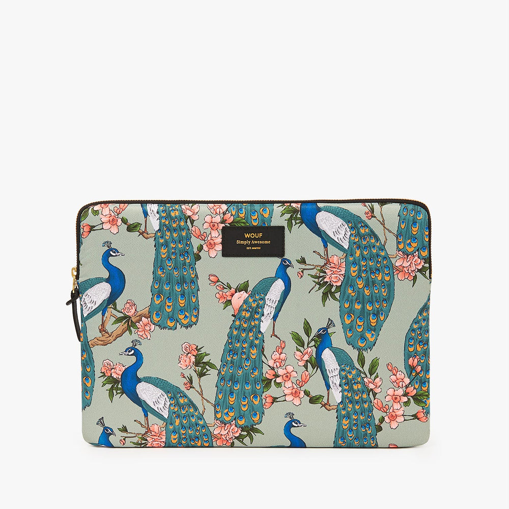 
                      
                        Tech Case - Royal Forest
                      
                    