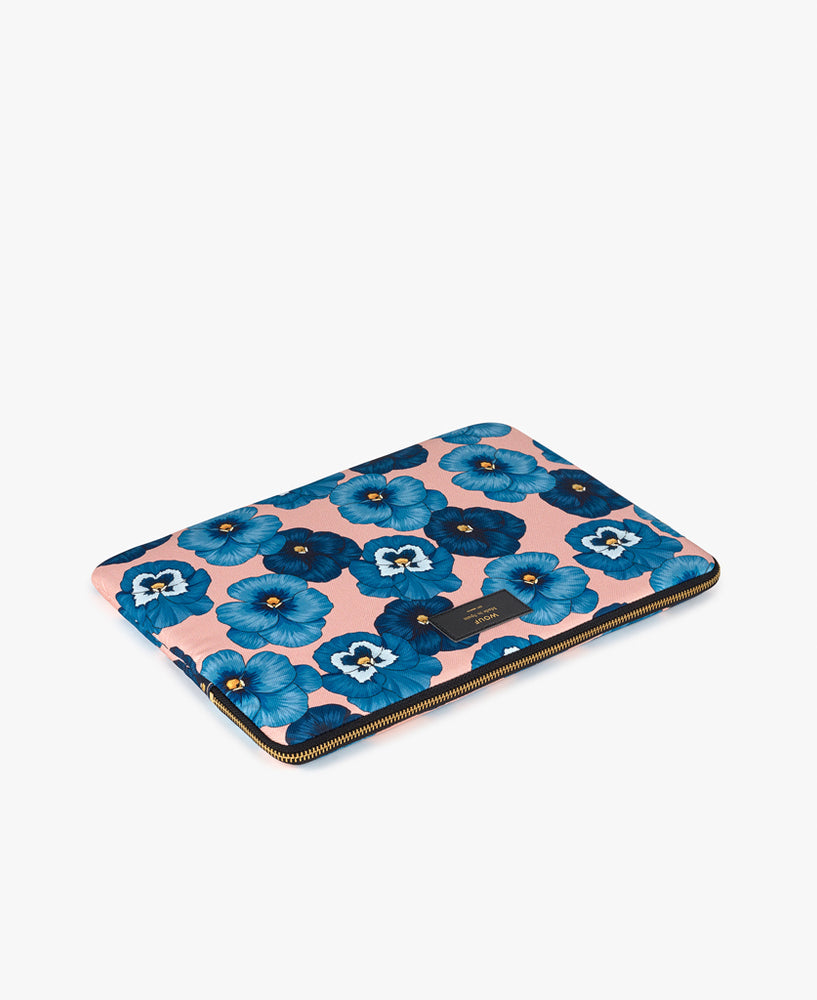 
                      
                        Tech Case - Azur
                      
                    