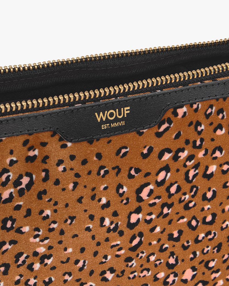 
                      
                        Tech Case - Bruna
                      
                    