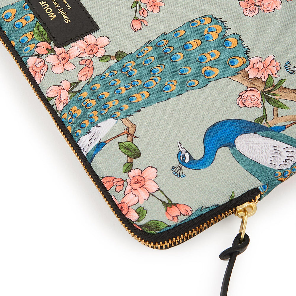 
                      
                        Tech Case - Royal Forest
                      
                    