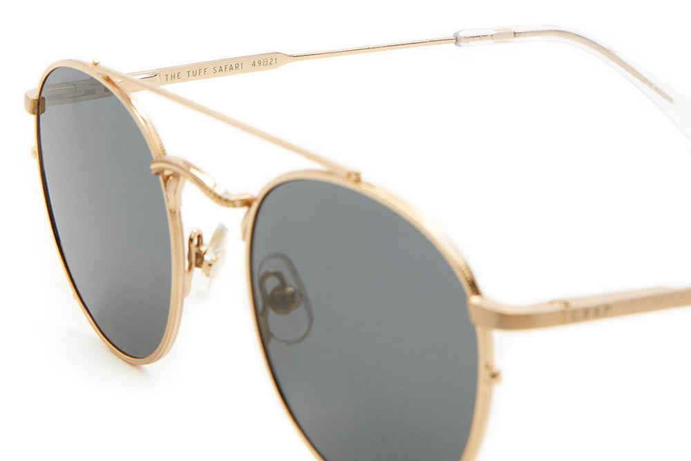 
                      
                        The Tuff Safari - Brushed Gold Wire & Crystal Clear Tips
                      
                    