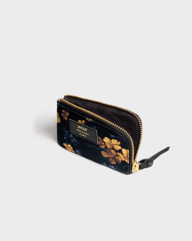 
                      
                        Card Holder - Adele
                      
                    