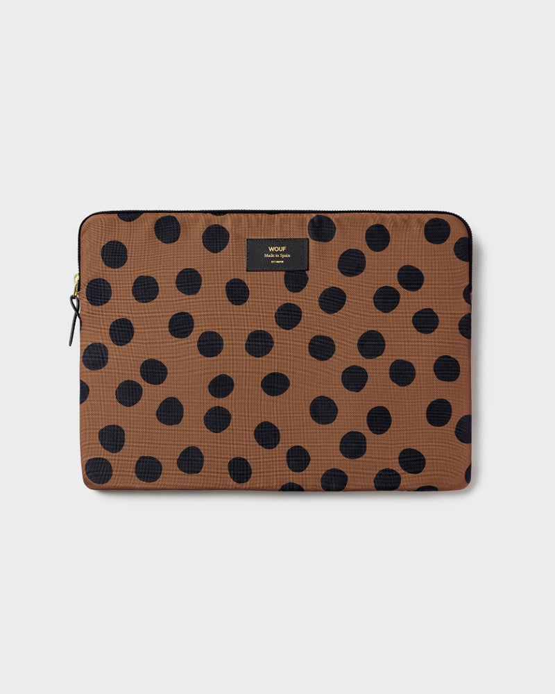 
                      
                        Tech Case - Dots
                      
                    