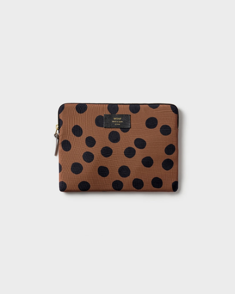 
                      
                        Tech Case - Dots
                      
                    