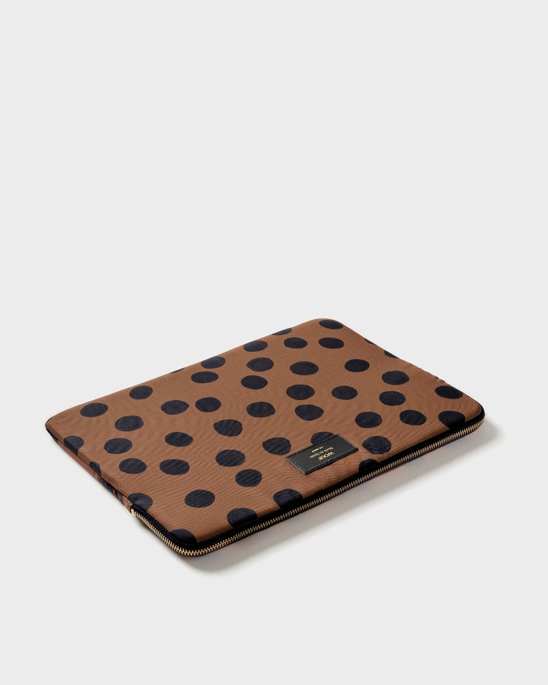 
                      
                        Tech Case - Dots
                      
                    