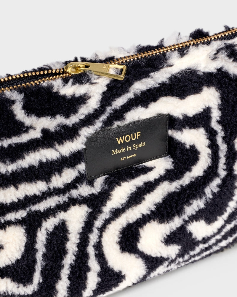 
                      
                        Teddy's Capsule Pouch - Hypnotic
                      
                    