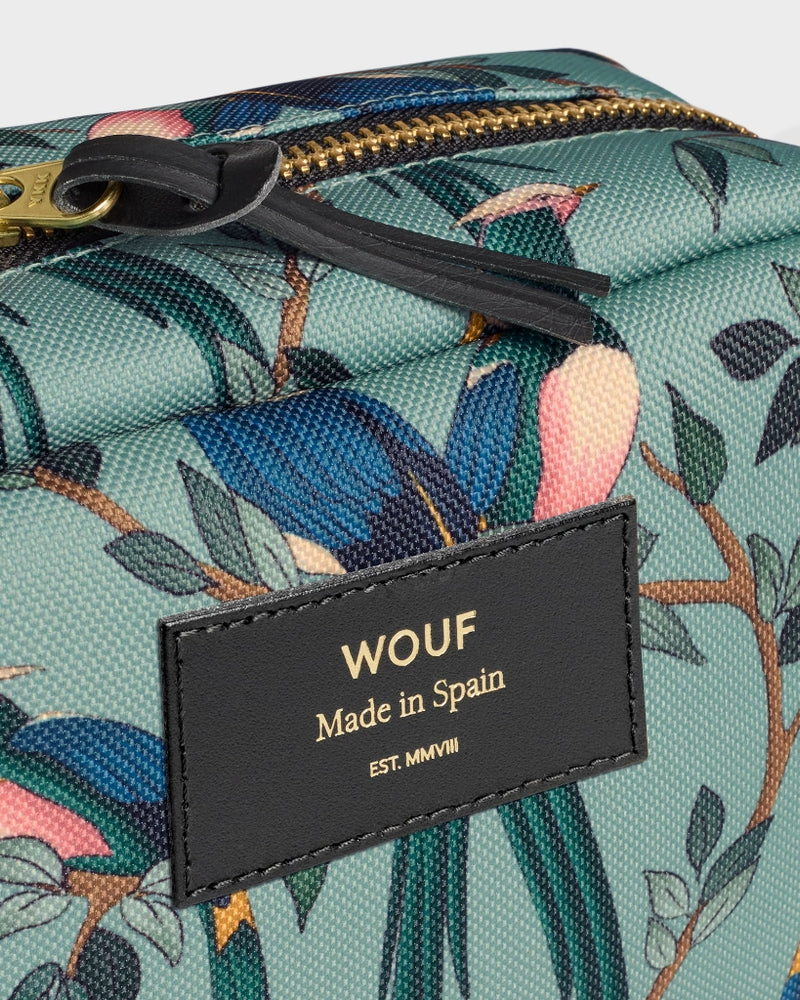 
                      
                        Large Make-Up Pouch - Suzanne
                      
                    